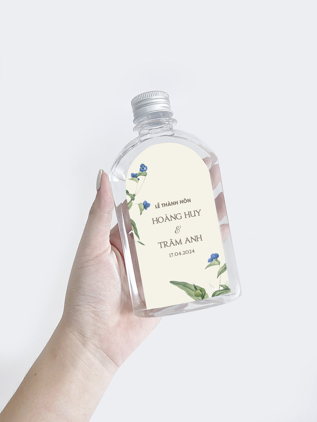 Decal Dán Chai Nước